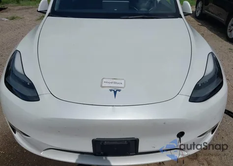 2023 Tesla Model Y Awd/Long Range Dual Motor All-Wheel Drive из США, поврежденный, VIN 7SAYGDEE6PF620991